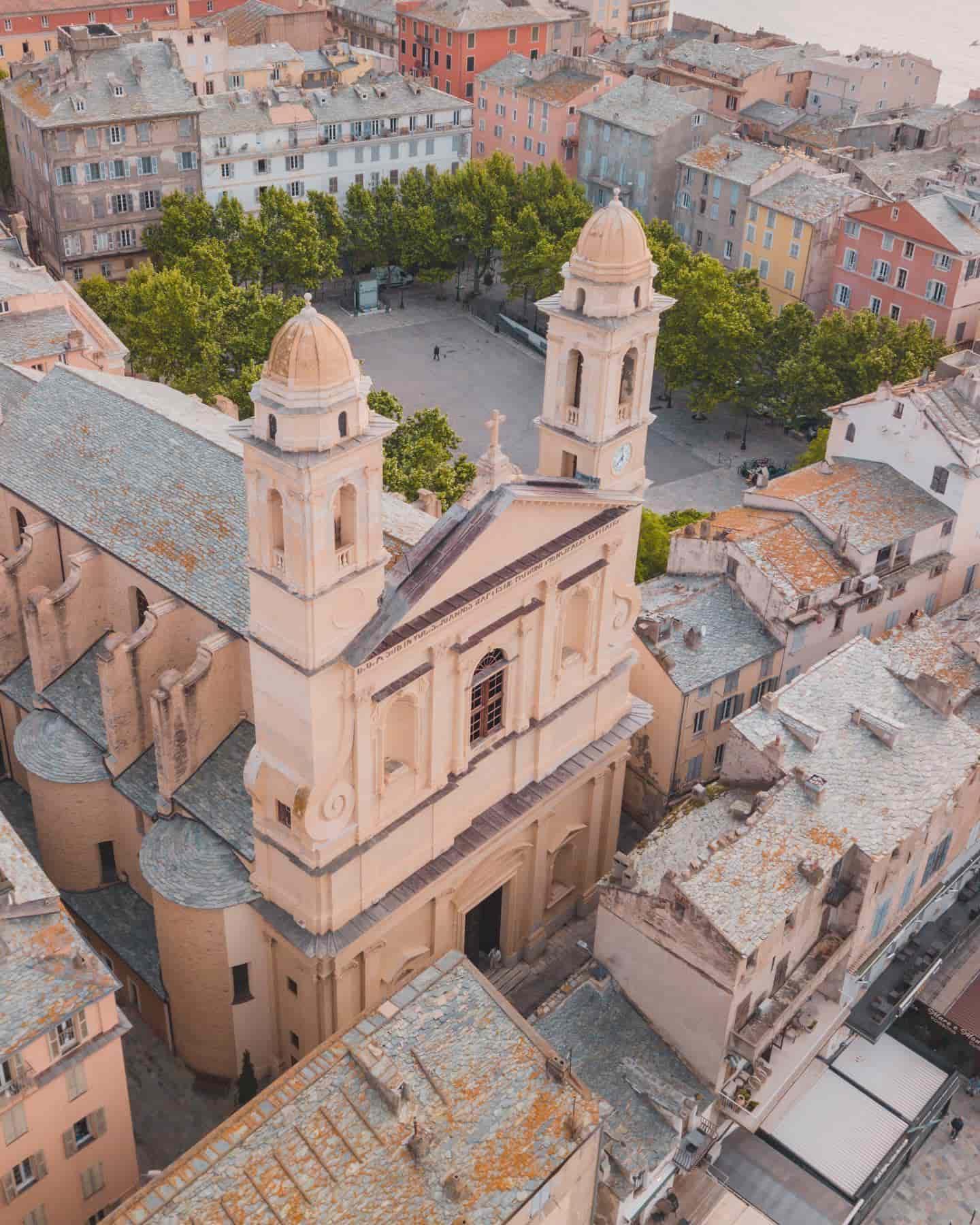 A Igreja de Saint-Jean-Baptiste